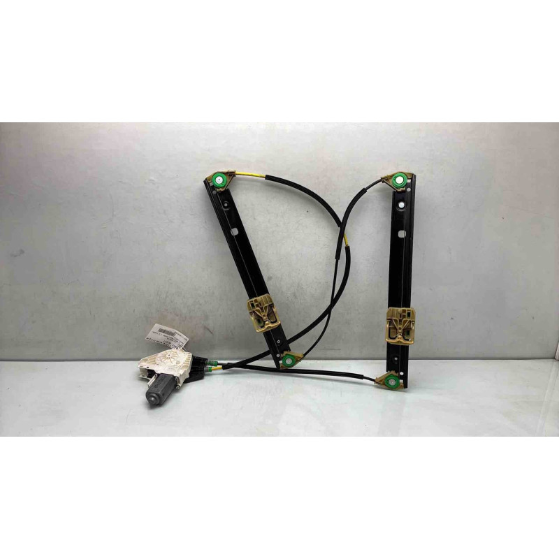 Leve vitre electrique avant droit AUDI A1 1 Photo n°1