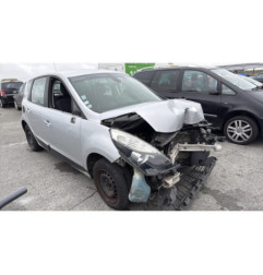 Poignee porte arriere gauche RENAULT SCENIC 3
