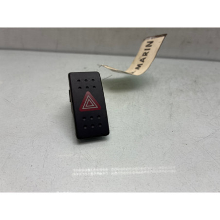 Bouton de warning SUZUKI SWIFT 3