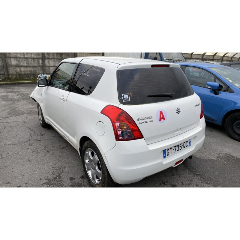 Bouton de warning SUZUKI SWIFT 3 Photo n°7