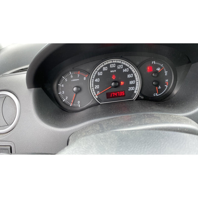 Bouton de warning SUZUKI SWIFT 3 Photo n°20