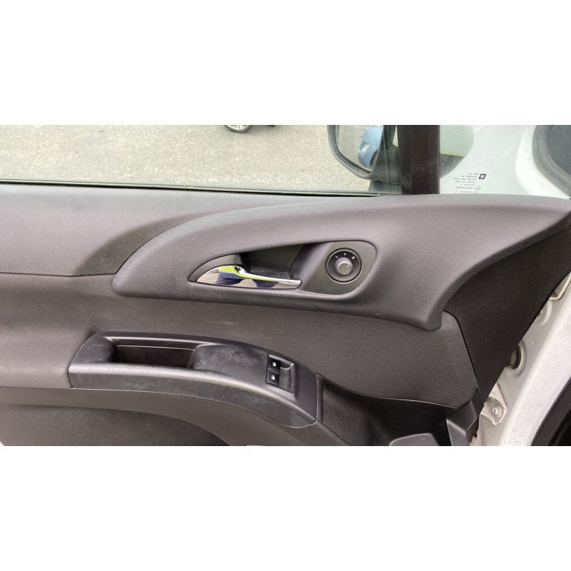 Interrupteur de leve vitre avant gauche OPEL MERIVA B Photo n°14