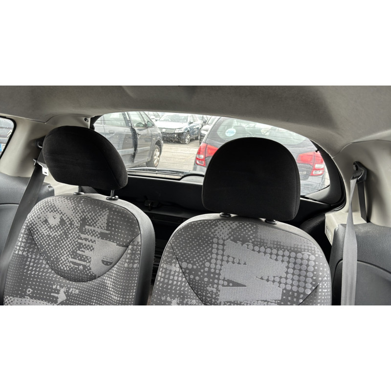 Aile avant gauche CITROEN C2 Photo n°13