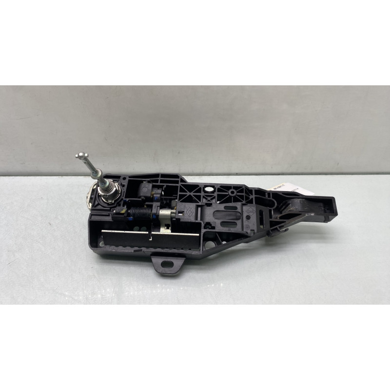 Poignee porte avant gauche RENAULT CLIO 4 Photo n°3