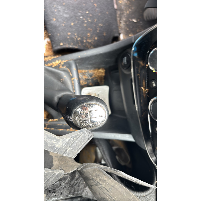 Poignee porte avant gauche RENAULT CLIO 4 Photo n°10