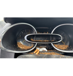 Poignee porte avant gauche RENAULT CLIO 4