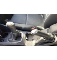 Poignee porte arriere gauche RENAULT MEGANE 3