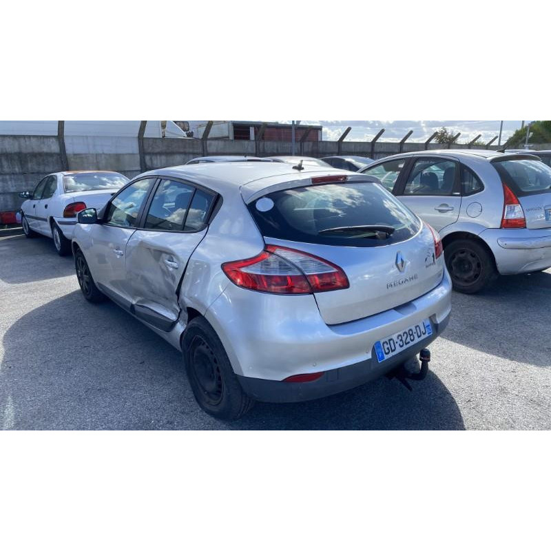 Poignee porte arriere gauche RENAULT MEGANE 3 Photo n°18