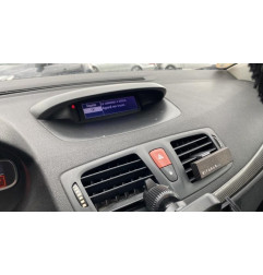 Poignee porte avant droit RENAULT MEGANE 3