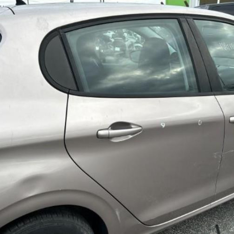 Boitier BSI PEUGEOT 208 1 Photo n°13