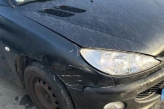 Calculateur moteur PEUGEOT 206