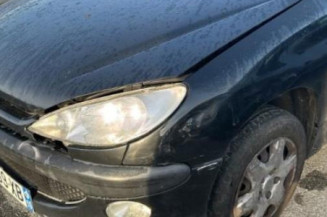 Calculateur moteur PEUGEOT 206