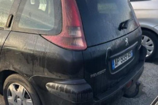 Calculateur moteur PEUGEOT 206