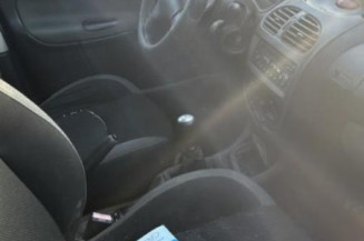 Calculateur moteur PEUGEOT 206