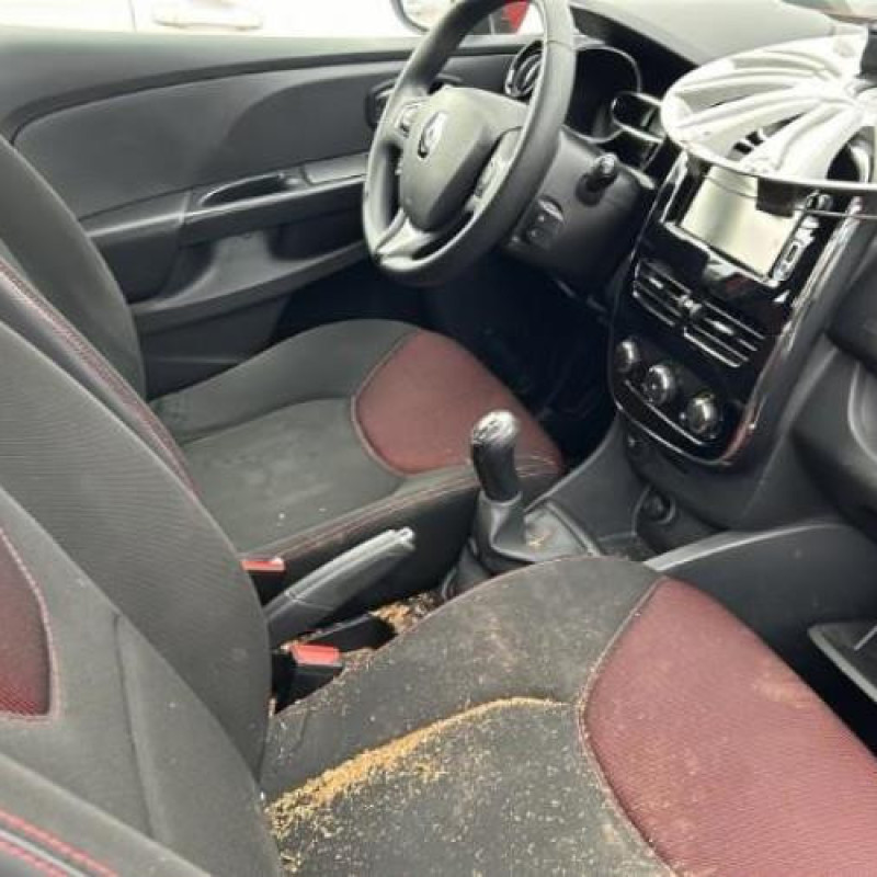 Air bag conducteur RENAULT CLIO 4 Photo n°12