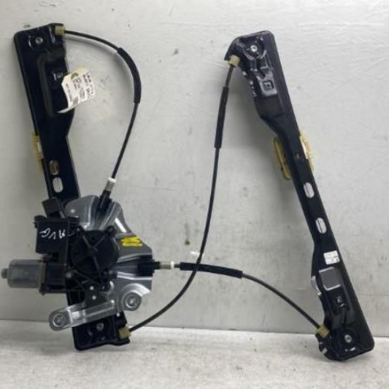 Leve vitre electrique avant gauche OPEL ZAFIRA TOURER C Photo n°9