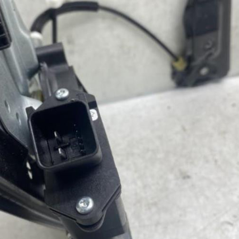 Leve vitre electrique avant gauche OPEL ZAFIRA TOURER C Photo n°10