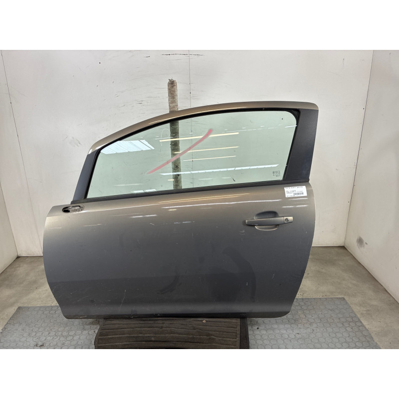 Porte avant gauche OPEL CORSA D Photo n°3