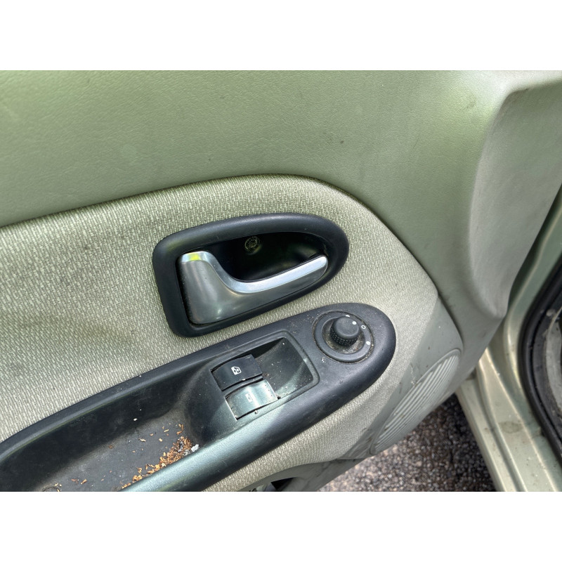 Aile avant gauche RENAULT CLIO 2 Photo n°12