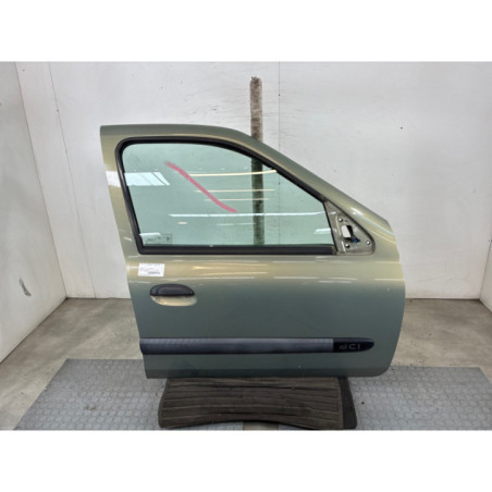 Porte avant droit RENAULT CLIO 2 Photo n°1