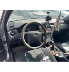 Anti brouillard gauche (feux) MERCEDES CLASSE E 210
