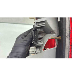 Feu arriere principal gauche (feux) MERCEDES CLASSE E 210