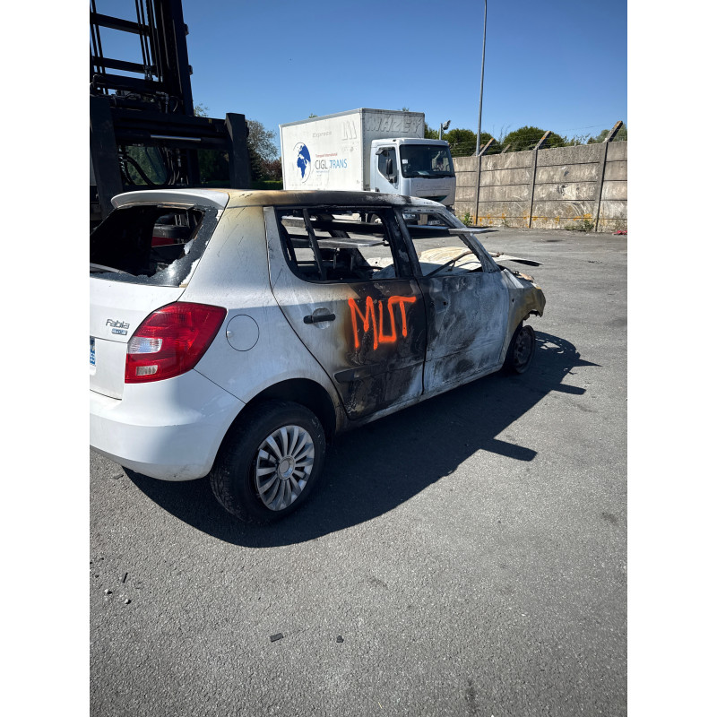 Renfort pare choc arriere (traverse) SKODA FABIA 2 Photo n°5
