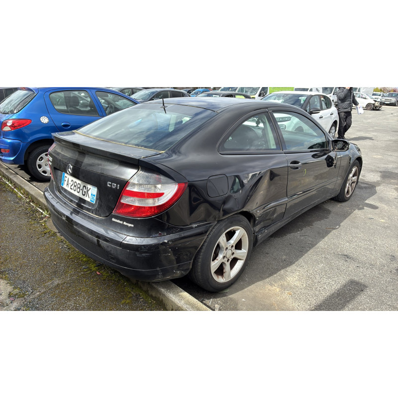 Anti brouillard droit (feux) MERCEDES CLASSE C 203 COUPE SPORT Photo n°16