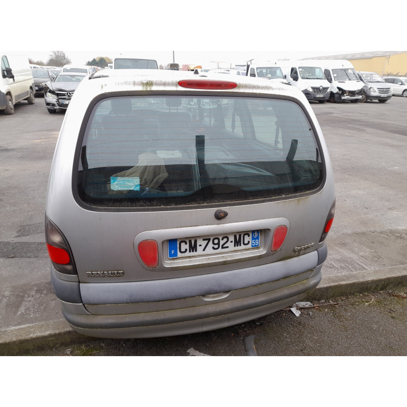 Feu arriere stop central RENAULT GRAND ESPACE 3 Photo n°7