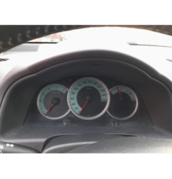 Optique avant principal droit (feux)(phare) TOYOTA COROLLA VERSO 2