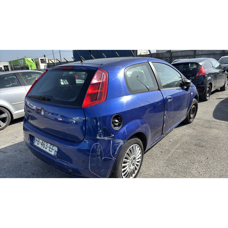 Optique avant principal droit (feux)(phare) FIAT GRANDE PUNTO Photo n°9