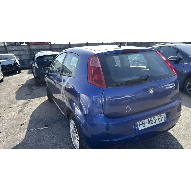 Optique avant principal droit (feux)(phare) FIAT GRANDE PUNTO Photo n°10