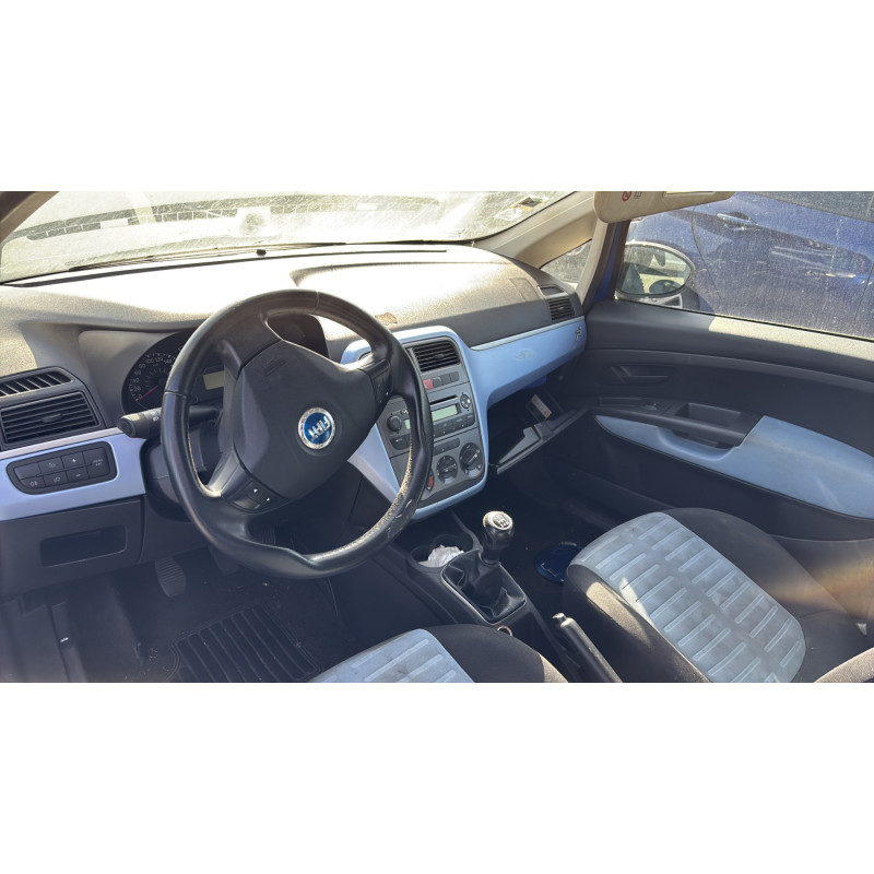 Optique avant principal droit (feux)(phare) FIAT GRANDE PUNTO Photo n°19