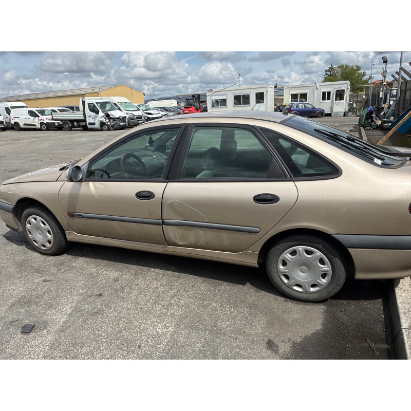 Capot RENAULT LAGUNA 1 Photo n°5