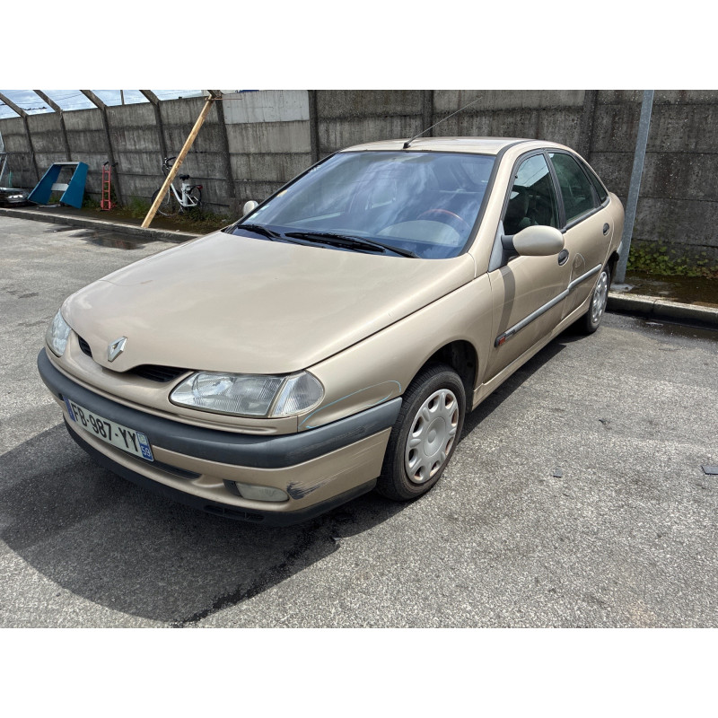 Capot RENAULT LAGUNA 1 Photo n°9