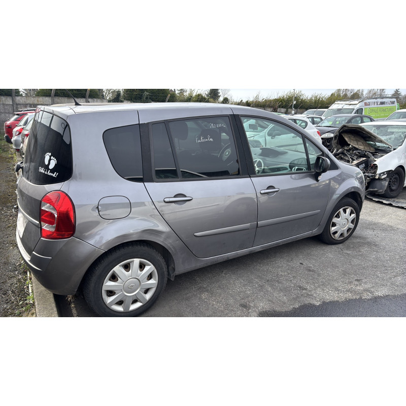 Renfort pare choc arriere (traverse) RENAULT GRAND MODUS Photo n°10