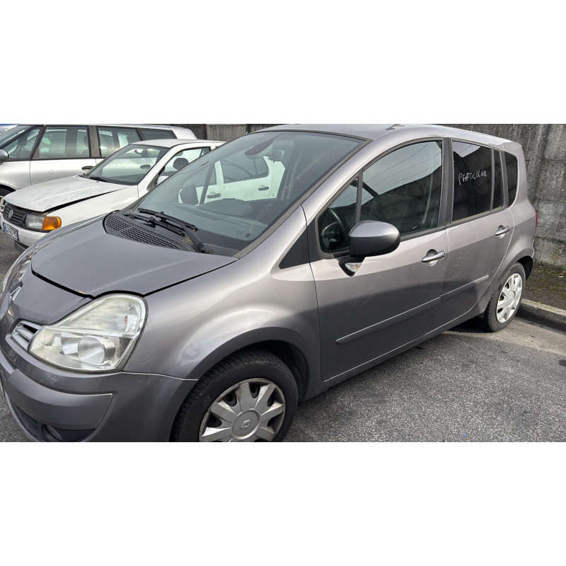 Renfort pare choc arriere (traverse) RENAULT GRAND MODUS Photo n°12