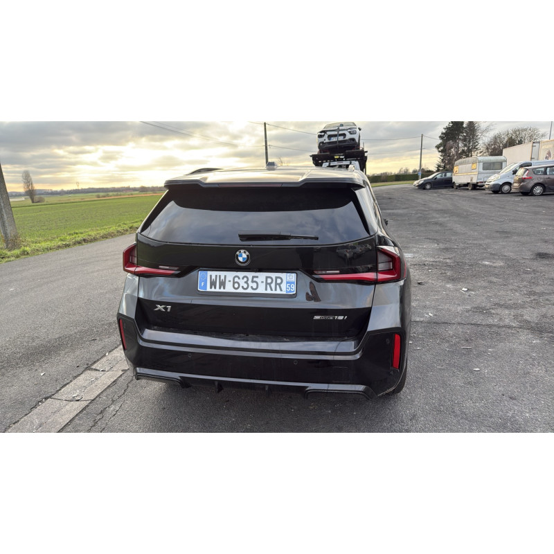 Feu arriere stop central BMW X1 U11 Photo n°18