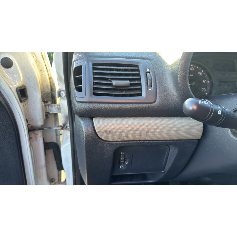 Capot RENAULT CLIO 2 Photo n°19