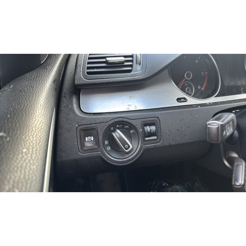 Renfort pare choc arriere (traverse) VOLKSWAGEN PASSAT 5 Photo n°17