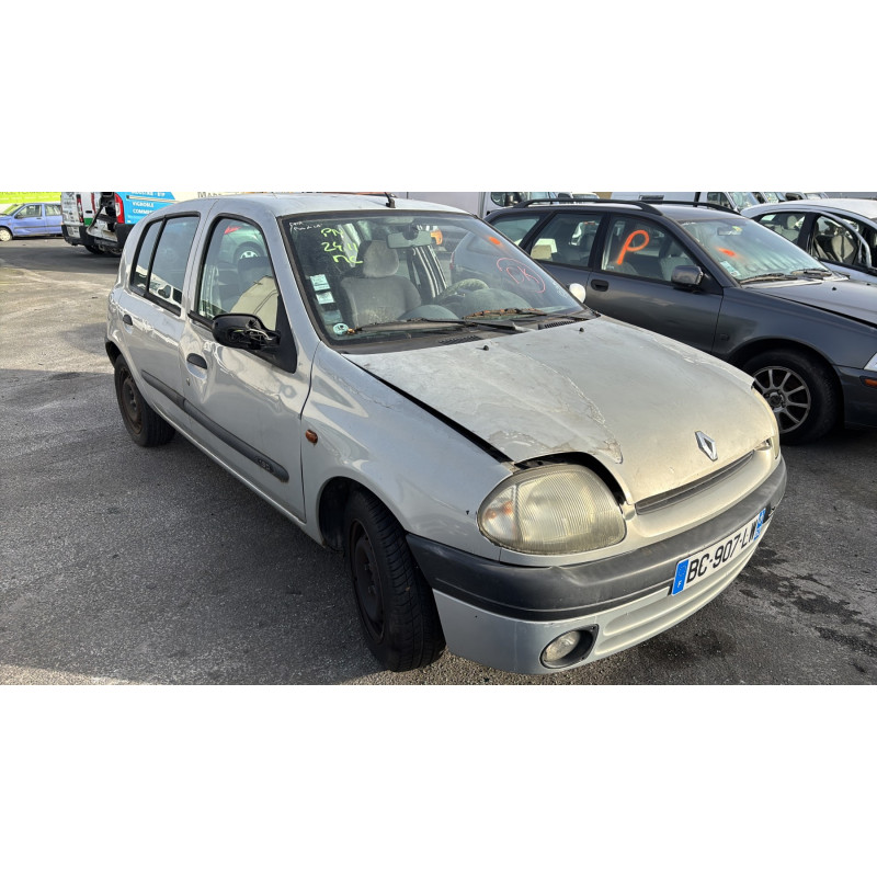 Optique avant principal droit (feux)(phare) RENAULT CLIO 2 Photo n°6