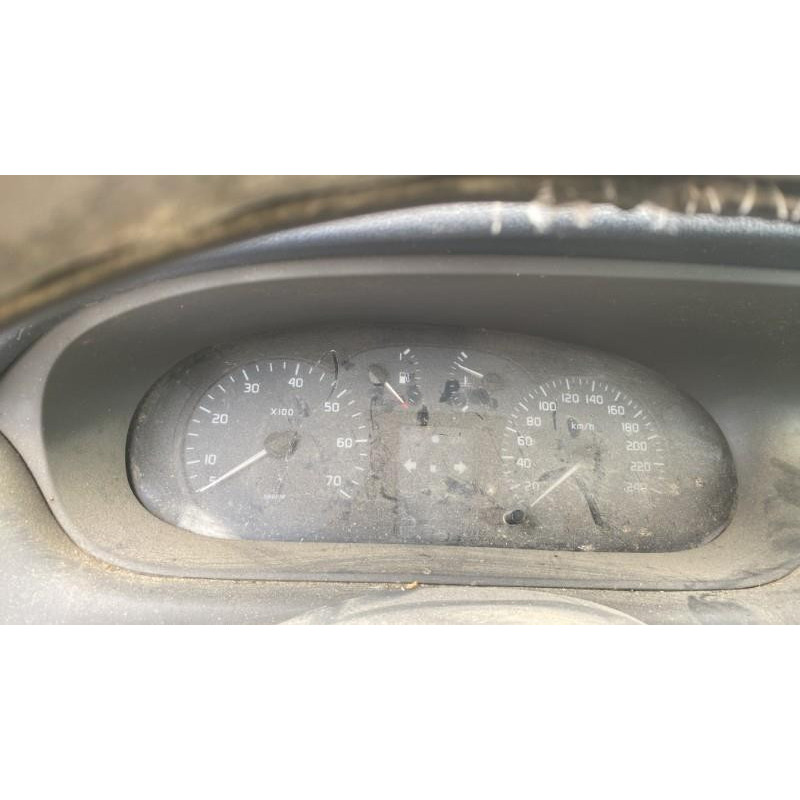 Optique avant principal gauche (feux)(phare) RENAULT SCENIC 1 Photo n°9