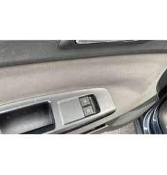 Cardan gauche (transmission) VOLKSWAGEN POLO 4