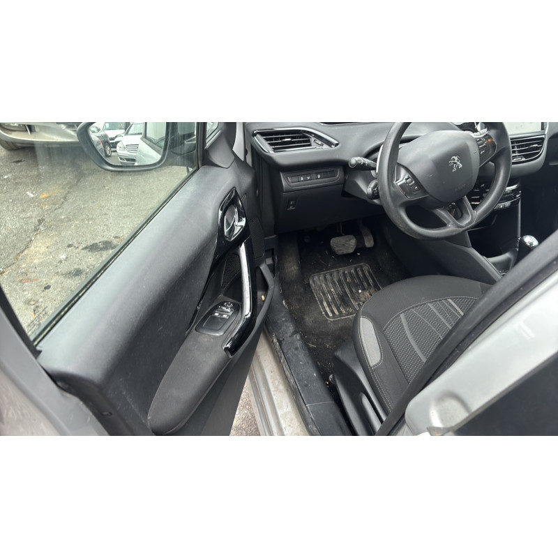 Aile avant droit PEUGEOT 208 1 Photo n°17