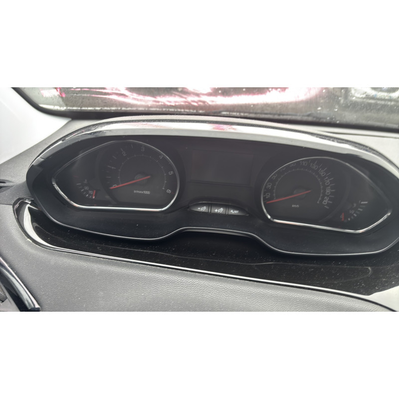 Anti brouillard droit (feux) PEUGEOT 208 1 Photo n°12