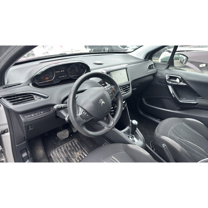 Malle/Hayon arriere PEUGEOT 208 1 Photo n°20