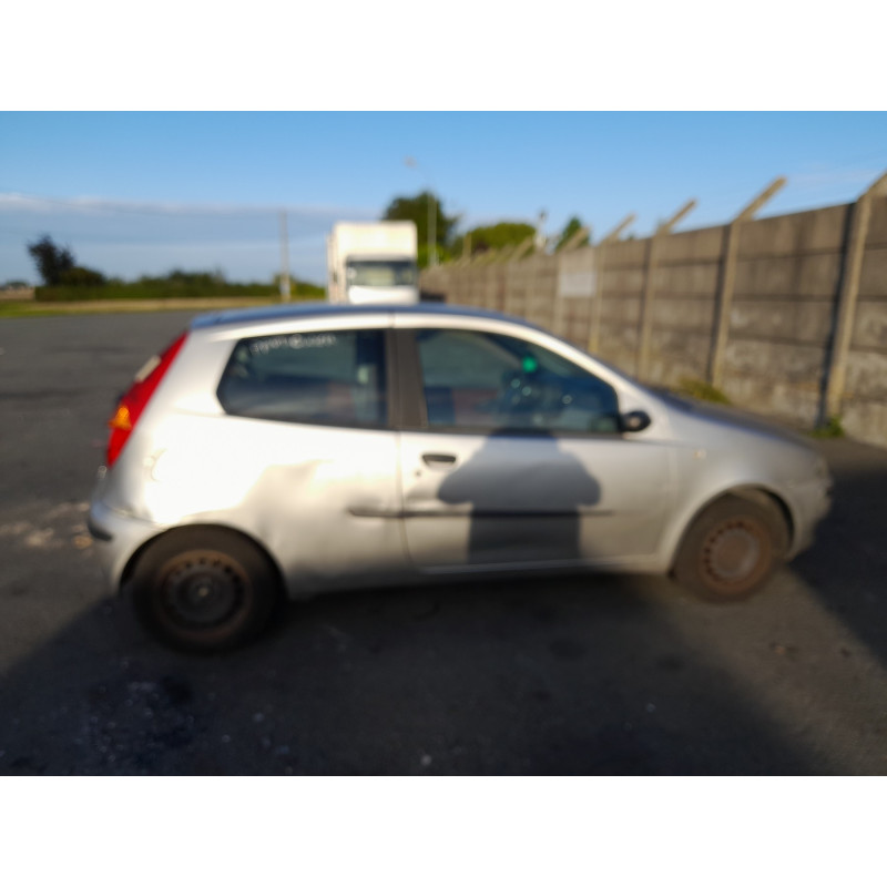 Optique avant principal droit (feux)(phare) FIAT PUNTO 2 Photo n°7