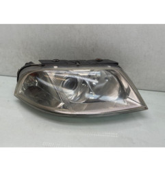 Optique avant principal droit (feux)(phare) VOLKSWAGEN PASSAT 4
