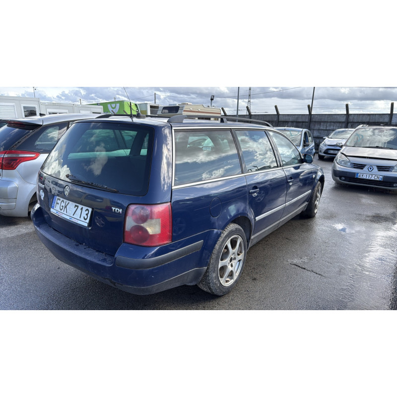 Optique avant principal droit (feux)(phare) VOLKSWAGEN PASSAT 4 Photo n°7