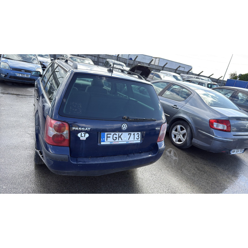 Optique avant principal droit (feux)(phare) VOLKSWAGEN PASSAT 4 Photo n°9